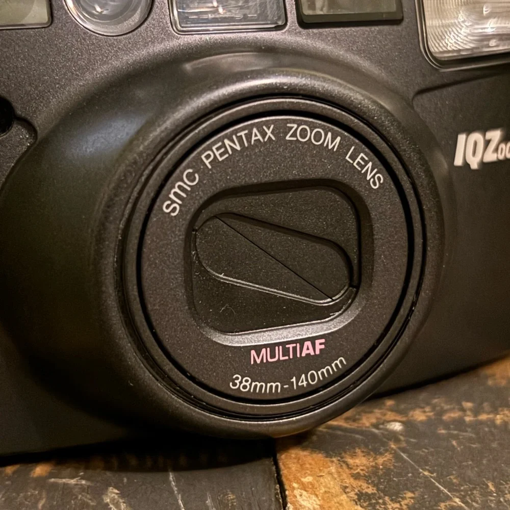Pentax IQZoom 140 Black Film Camera